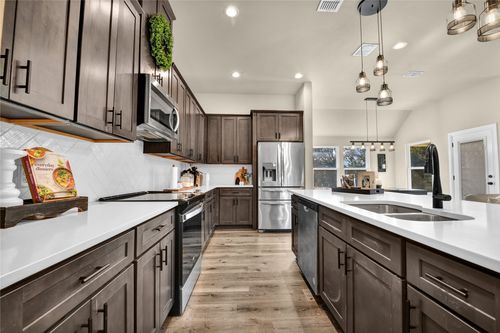 2044 Redemption Dr, Weatherford, TX, 76088-6417 | Card Image