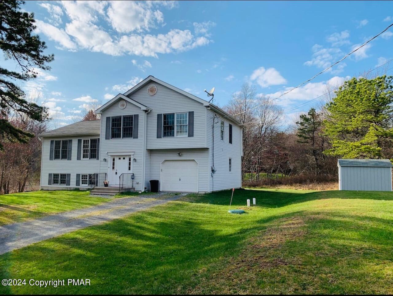 Cinnamon Trl, Long Pond, PA 18334