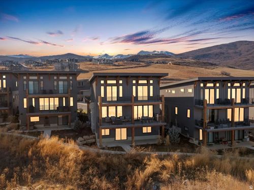 746 S 6300 E, Huntsville, UT, 84317-6743 | Card Image