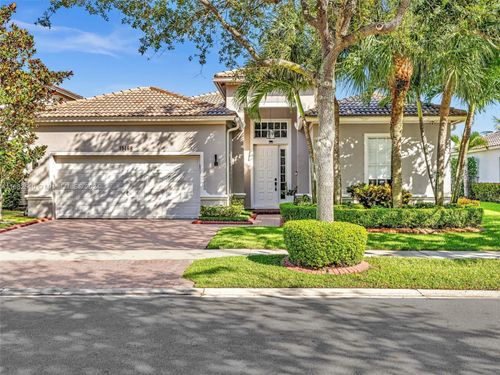 19469 S Whitewater Ave, Weston, FL, 33332 | Card Image