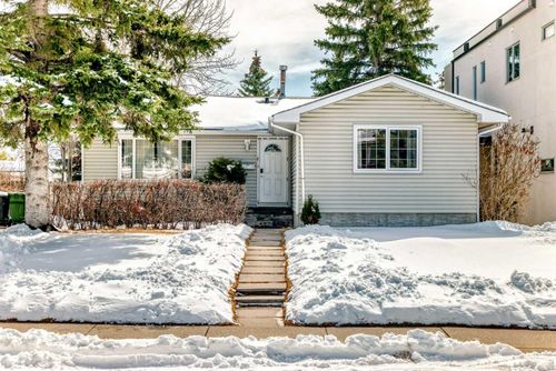 271 Dalhurst Way Nw, Calgary, AB, T3A1P3 | Card Image