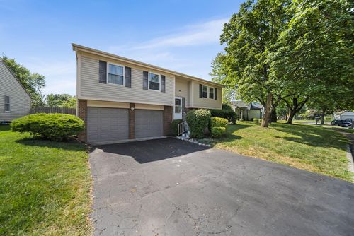 7635 Toweron Ln, Columbus, OH, 43235-5990 | Card Image