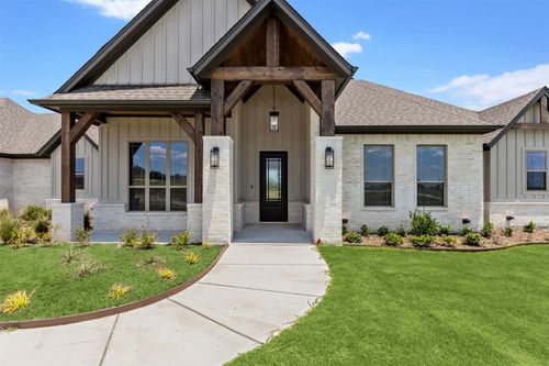 151 Ava Rose Ln, Waxahachie, TX, 75167-9031 | Card Image