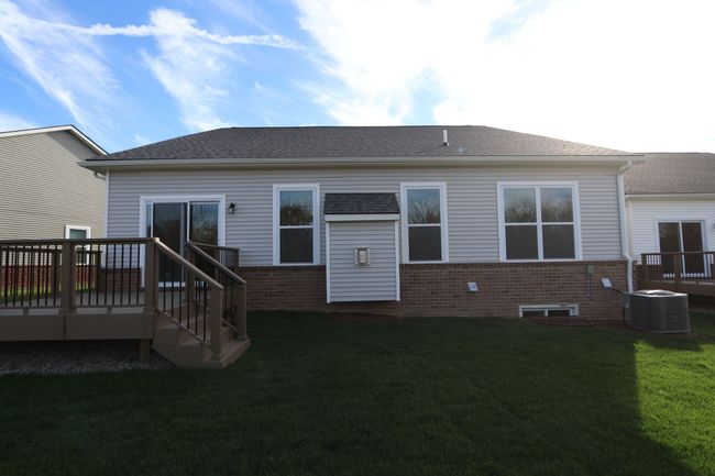 Back Exterior | Image 14