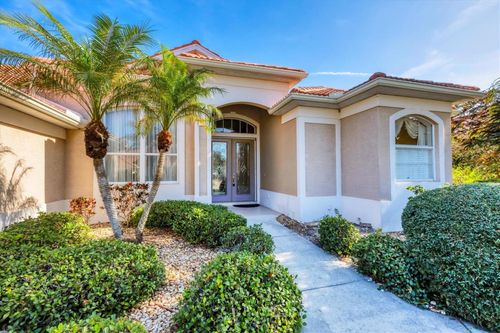 5615 Eastwind Dr, SARASOTA, FL, 34233-5076 | Card Image