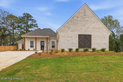 315 Jasmine Cove Ln, Brandon, MS, 39042-1100 | Card Image