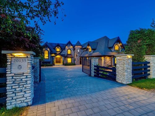20133 2 Ave, Langley, BC, V2Z0A3 | Card Image