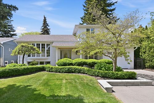 194 Solingate Dr, Oakville, ON, L6L3T1 | Card Image