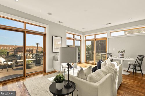 penthouse-3-1337 K St Se, WASHINGTON, DC, 20003-4495 | Card Image