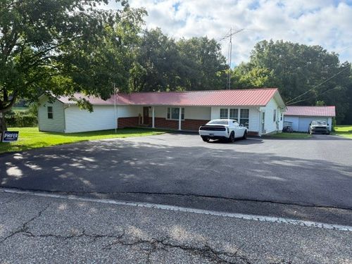 43 Danville Rd, Big Sandy, TN, 38221 | Card Image