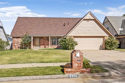 2312 W Nashville Court, Broken Arrow, OK, 74012 | Card Image