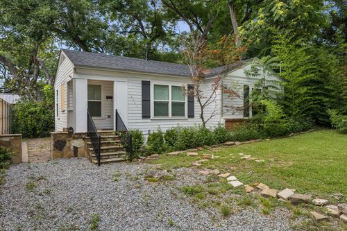 8647 San Leandro Dr, Dallas, TX, 75218-4224 | Card Image