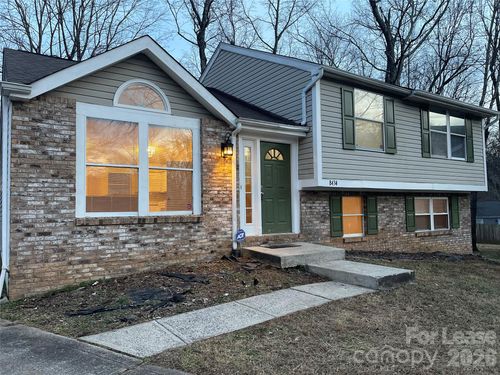 8434 Killian Ridge Ct, Charlotte, NC, 28227-0376 | Card Image