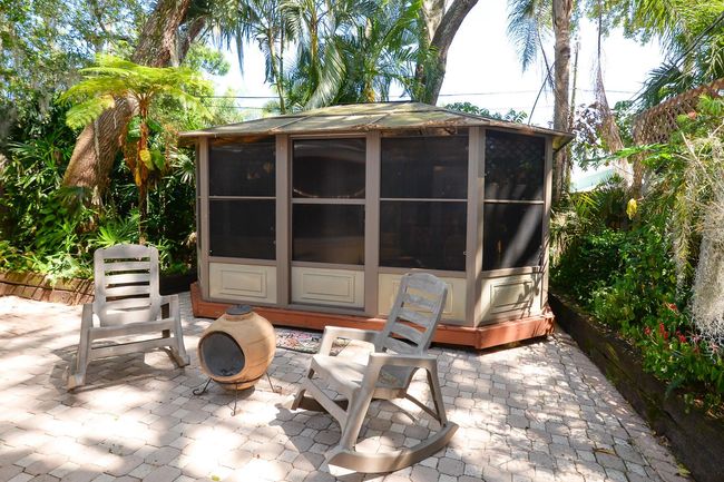 576 Sw Rustic Cir, House other with 3 bedrooms, 2 bathrooms and null parking in Stuart FL | Image 37
