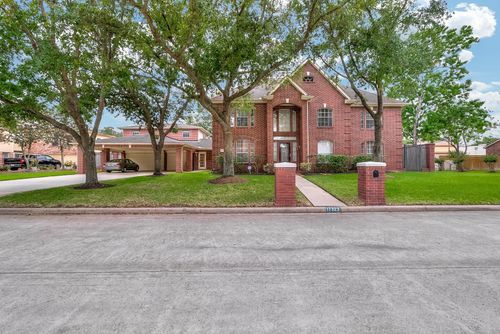 17323 Jackson Pines Dr, Houston, TX, 77090-2065 | Card Image