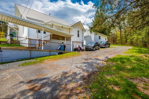 690/692 Beulah Road, Morgantown, WV, 26508 | Card Image