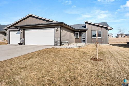 240 N Ceylon Ave Avenue, Tea, SD, 57064 | Card Image