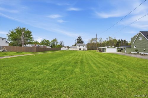 140 Wendel St, Depew, NY, 14043-4521 | Card Image