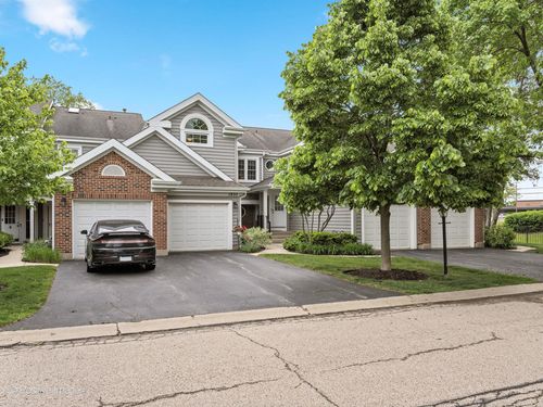 1937 N Coldspring Rd, Arlington Heights, IL, 60004-7242 | Card Image