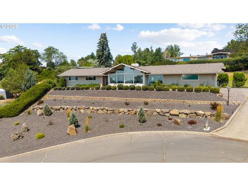 1041 Nw 12th Dr, Pendleton, OR, 97801-1209 | Card Image