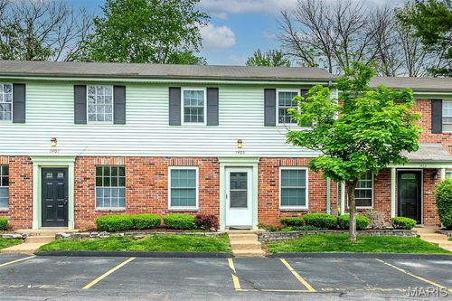 1405 Vadera Ct, Fenton, MO, 63026-3643 | Card Image