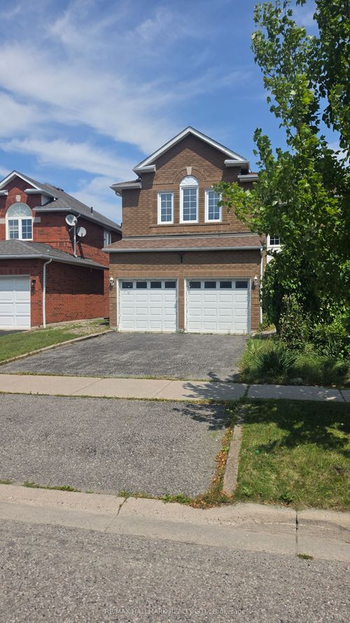 39 Pogson Dr, Whitby, ON, L1R2H9 | Card Image