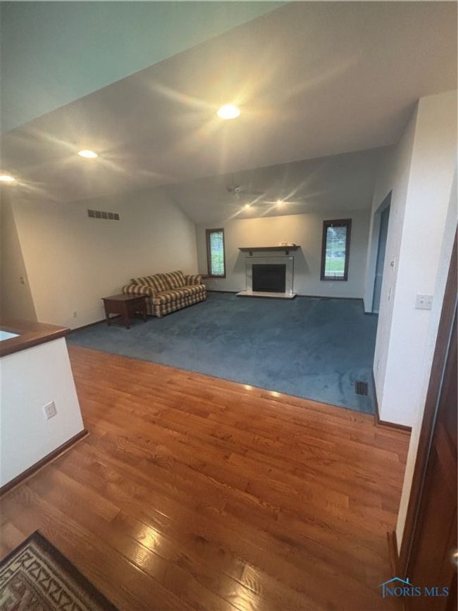 6134 Cemetery Rd, House other with 3 bedrooms, 3 bathrooms and 2 parking in Whitehouse OH | Image 12