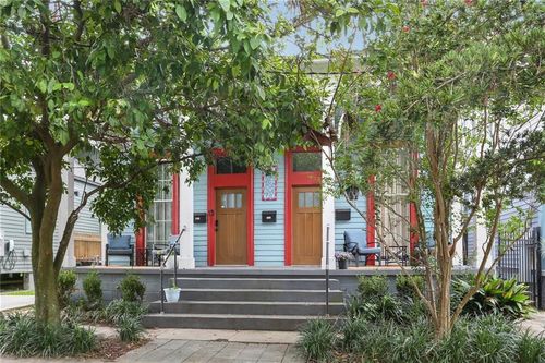 a-814 Austerlitz St, New Orleans, LA, 70115-2606 | Card Image