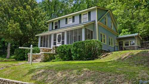 17 High Ave, Valley Head, AL, 35989-3922 | Card Image