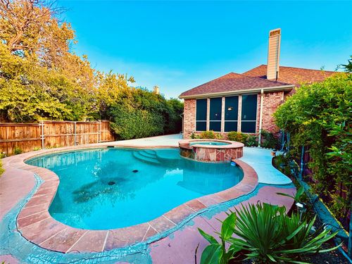 4561 Oak Shores Dr, Plano, TX, 75024-7352 | Card Image