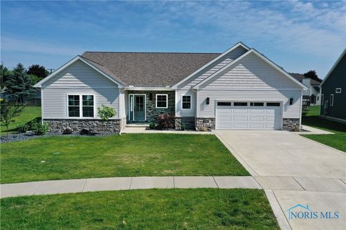 550 Southview Ct, Gibsonburg, OH, 43431-1280 | Card Image