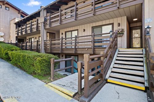 914-1081 Cove Rd, Sevierville, TN, 37876-7813 | Card Image