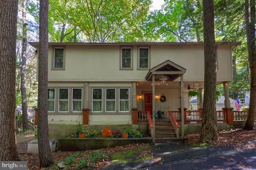 703 1st St, MOUNT GRETNA, PA, 17064-6013 | Card Image