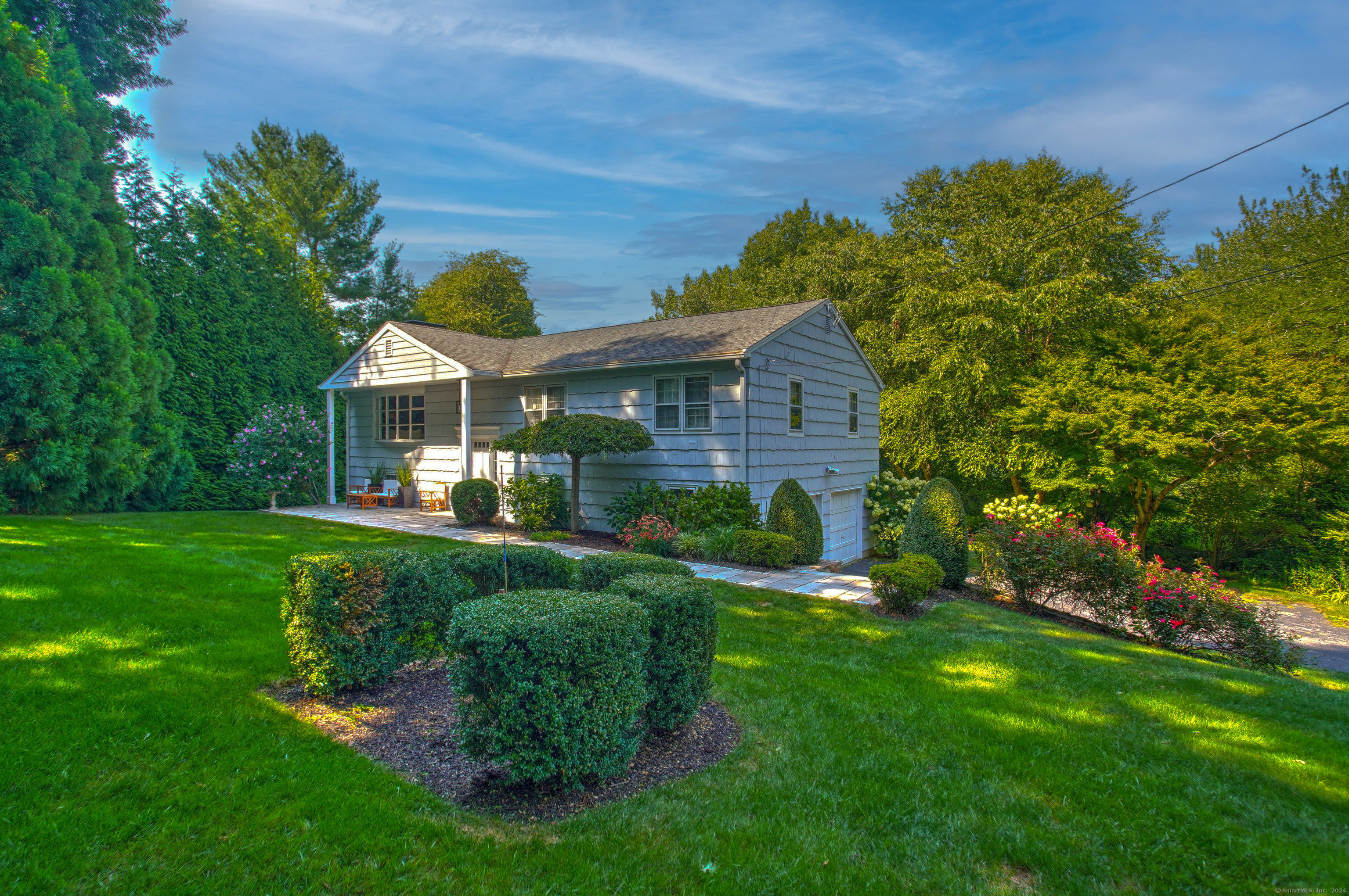Grove Pt, Westport, CT 06880