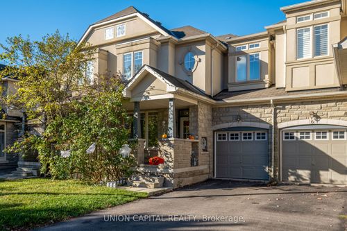 8 Stookes Cres, Richmond Hill, ON, L4E0J3 | Card Image