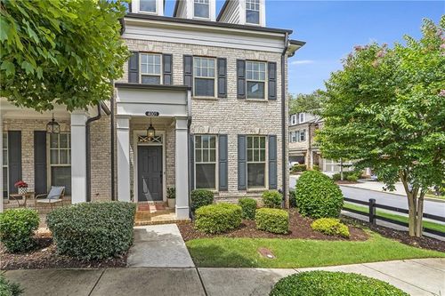 4001 Vickery Gln, Roswell, GA, 30075-2943 | Card Image
