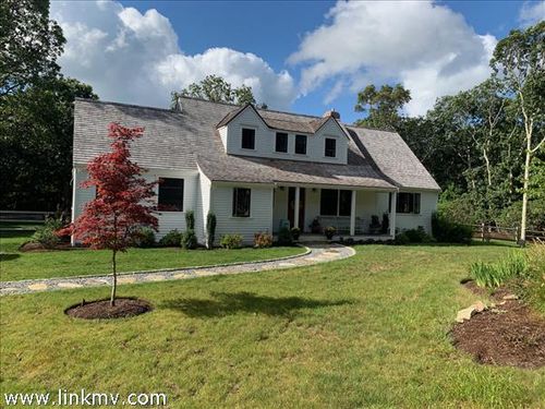 27 Clambelly Rd, Chilmark, MA, 02535-2130 | Card Image