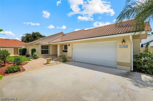 11054 Linnet Ln, NAPLES, FL, 34119-8945 | Card Image