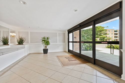 4 Putnam Hill Apts, Greenwich, CT, 06830 | Card Image