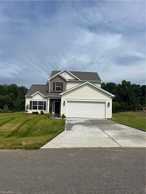 34-218 Kyndall Run Dr, Lexington, NC, 27295-7722 | Card Image