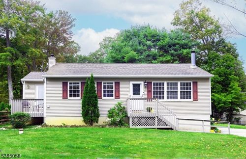 2 Grand St, Highland Lakes, NJ, 07422-1301 | Card Image