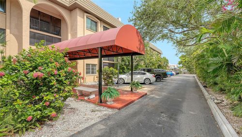222-3700 S Osprey Avenue, SARASOTA, FL, 34239 | Card Image
