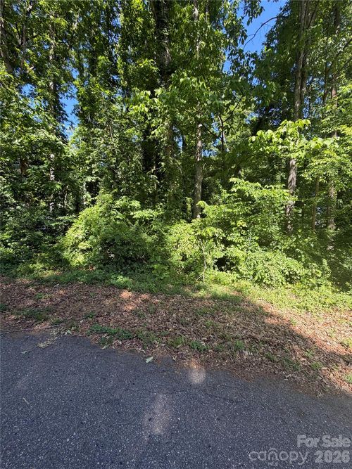430 Florence Cir, Statesville, NC, 28625-4708 | Card Image
