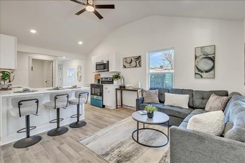 5007 N Central Rd, Bethany, OK, 73008-2635 | Card Image