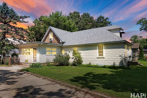 35694 N Laurel Ave, Ingleside, IL, 60041-9130 | Card Image