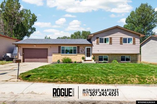 28 Begonia Street, Casper, WY, 82604 | Card Image