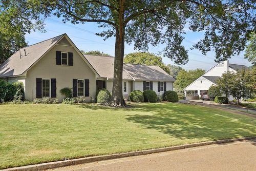 7080 Woodridge Ln, Germantown, TN, 38138-2614 | Card Image