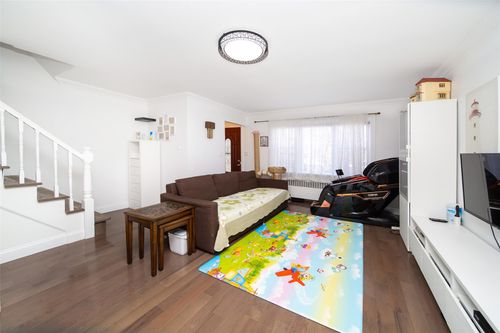 12 115th St, College Point, NY, 11356 | Card Image