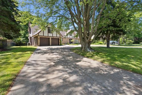 30 Birkbank Dr, Oakville, ON, L6J4Y9 | Card Image