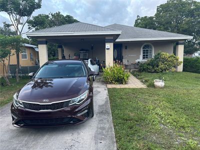 2239 Atlanta St, House other with 3 bedrooms, 2 bathrooms and null parking in Hollywood FL | Image 2